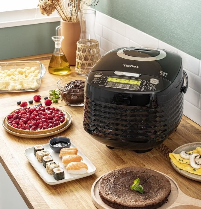 Мултикукър Tefal - RK745800, 820W, 16 програми, черен