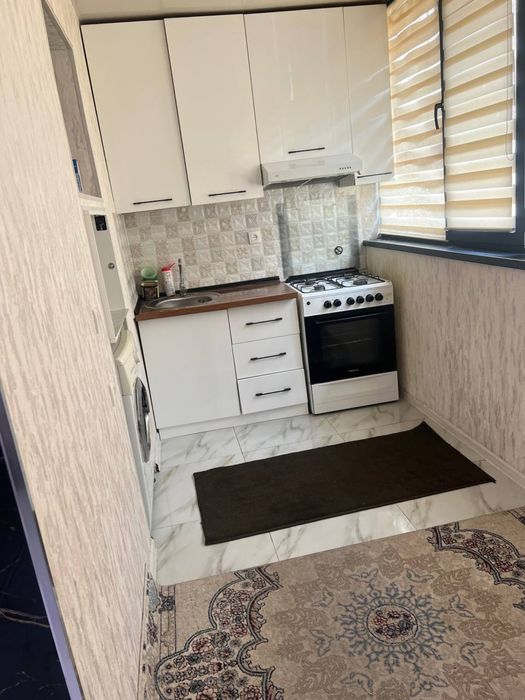 МЕТРО ХАМЗА.  2 переделенная в 3 х.  Аренда Евро ремонт