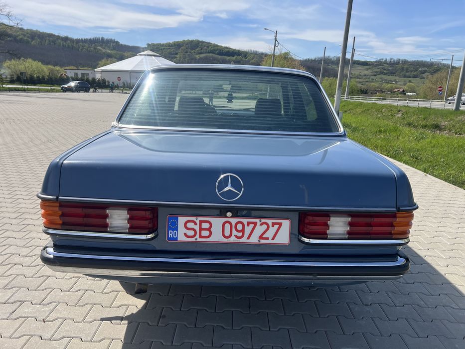 Mercedes W123 2.0D
