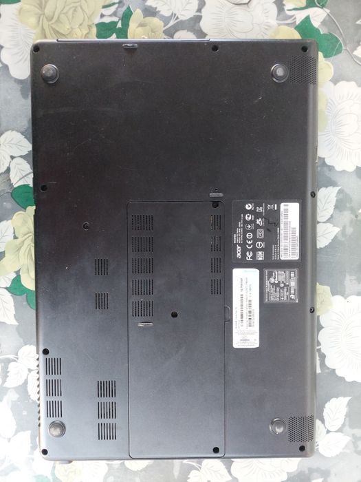 Laptop Acer Aspire i3