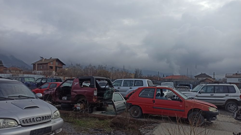 Голямо разнообразие от коли за авто части