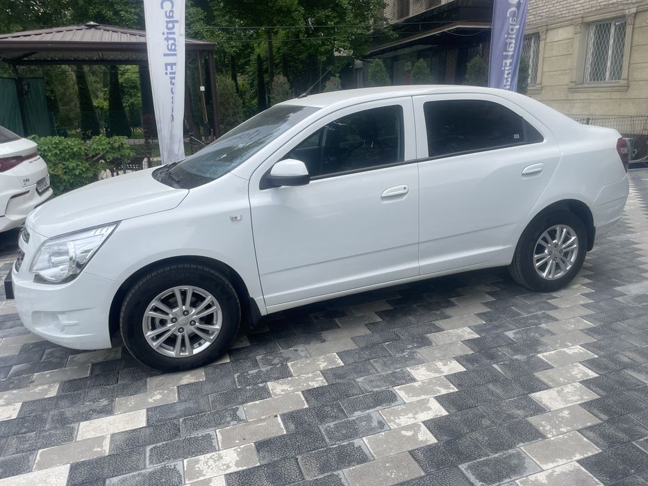 Chevrolet Cobalt 2024 — 3