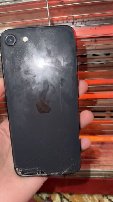 Iphone se sotiladi turbosim