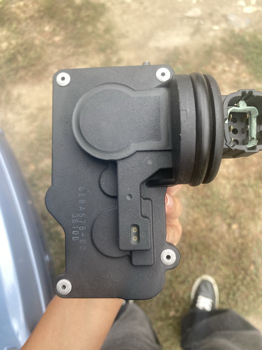 Дросел клапа за нисан микра