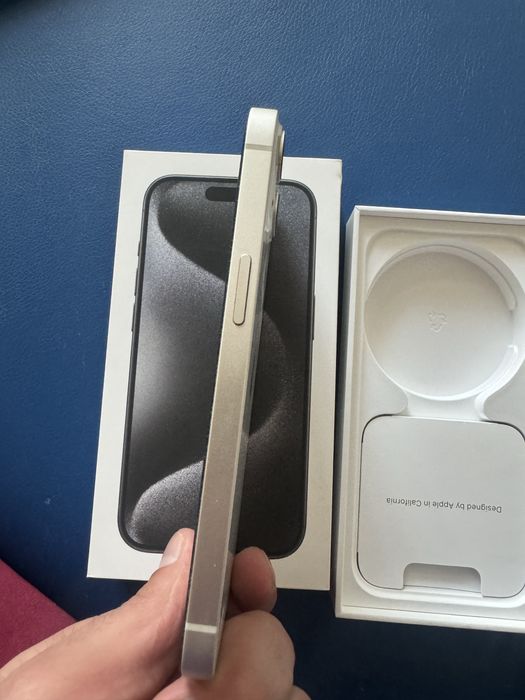 Продам Iphone13