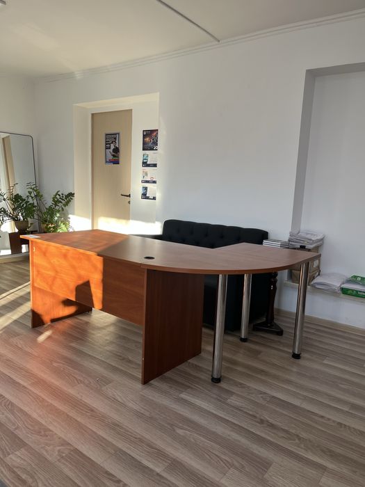 Стол письменный офисный