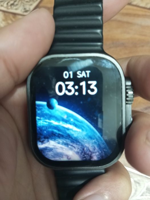 Aqilli soat sotiladi