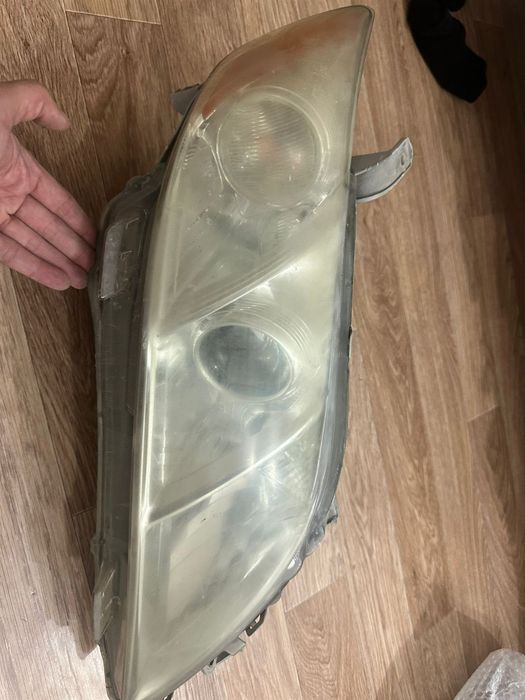 Фары на камри 40