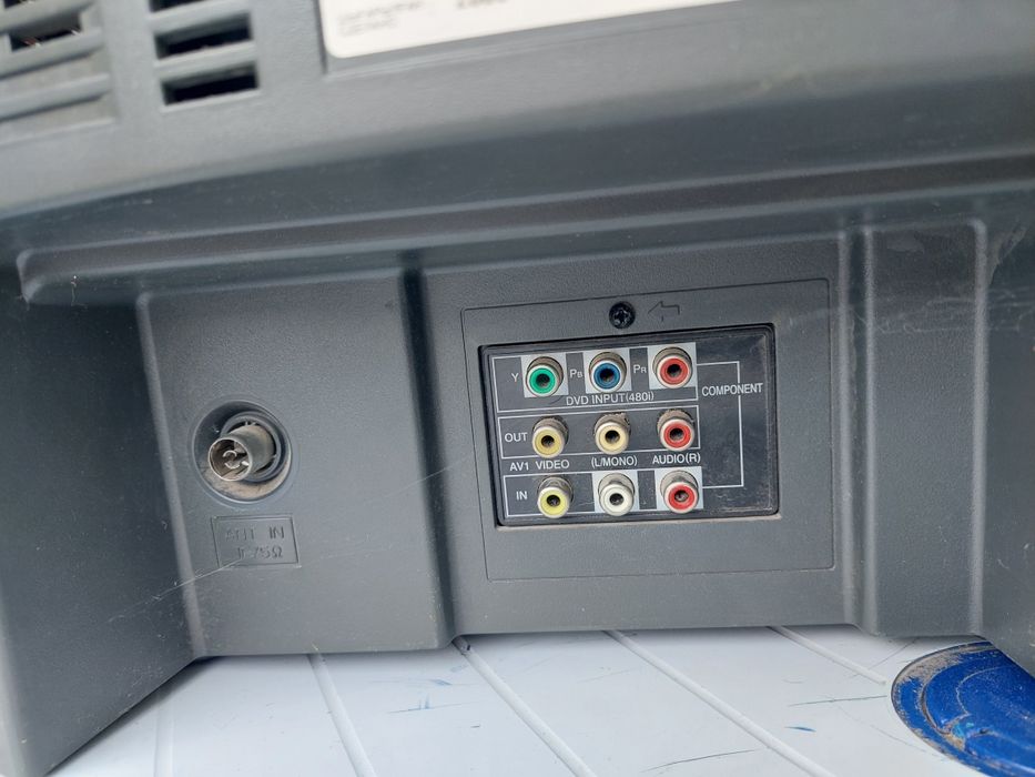 Продам телевизор LG