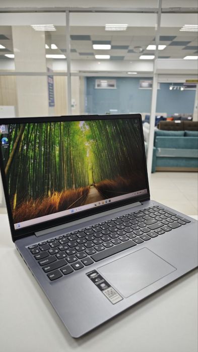 Ноутбук Lenovo 82RK