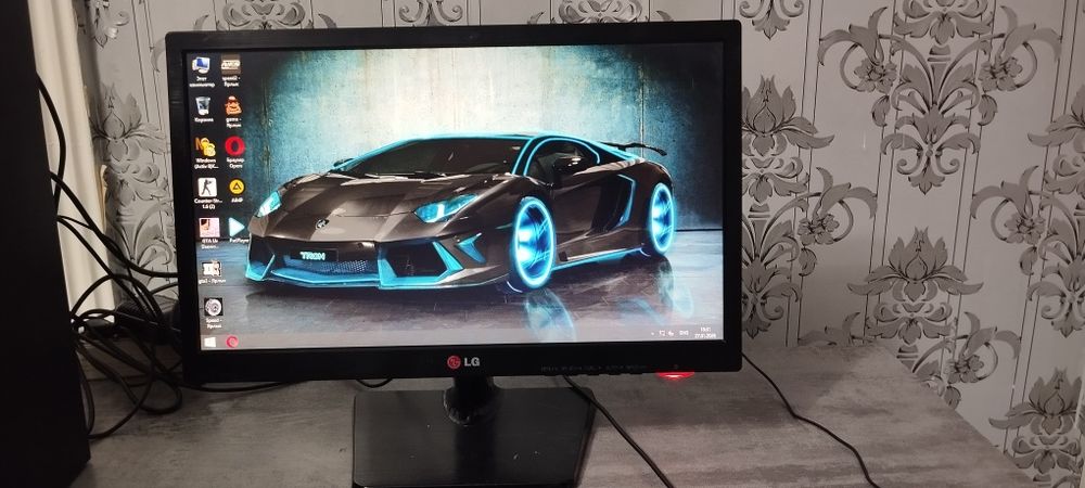 Ofisniy DRR3 Kompyuter sotiladi komlekt