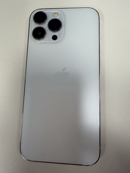 Iphone 13 Pro Max- White 256 GB - в отлично състояние