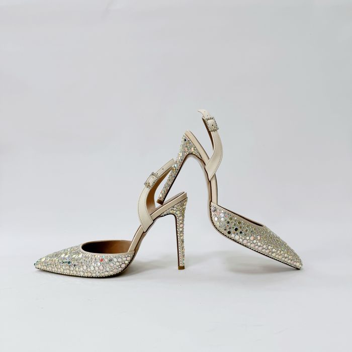 Дамски елегантни обувки на висок ток с камъни