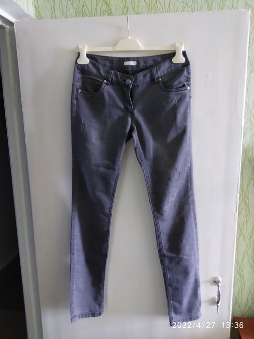 Джинсы для девочек и девушек