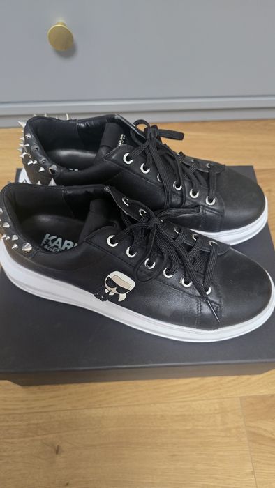 Trainers unisex Karl Lagerfeld,ca noi,nr 40,cutie,saculeti.