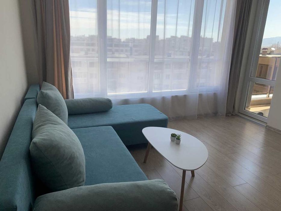 Двустаен апартамент в Кючук Париж