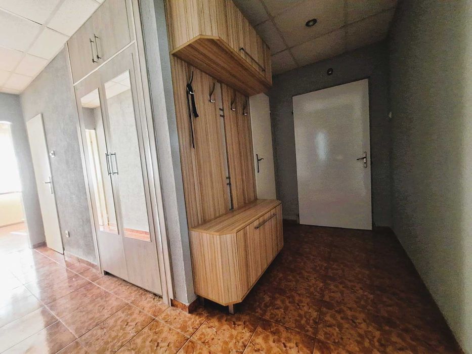 Дава се под наем Двустаен апартамент в Русе, Дружба 2 - 70 кв.м за 204 € - Снимка #7