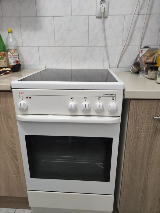 Aragaz electric AEG