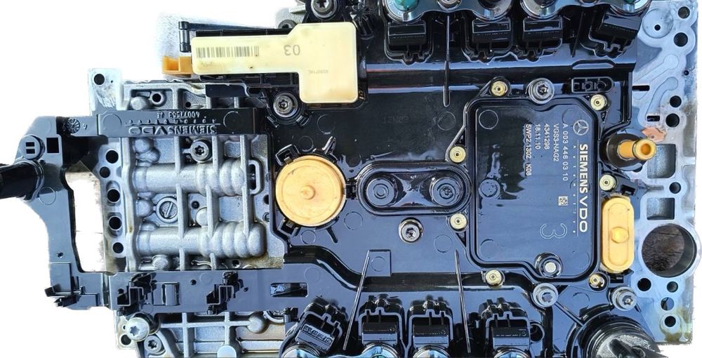 Продавам електронен  блок (мозък) мерцедес 5WP21302 K08