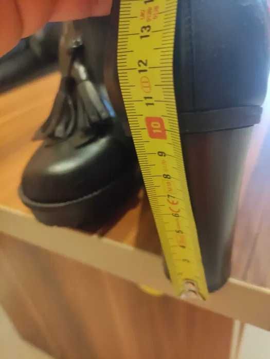 Pantofi dama din piele