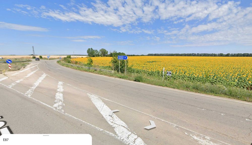 Продавам парцел от 6д/ка. в гр.Балчик