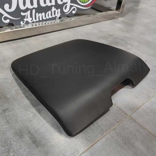 Крышка бардачка Subaru Forester SF