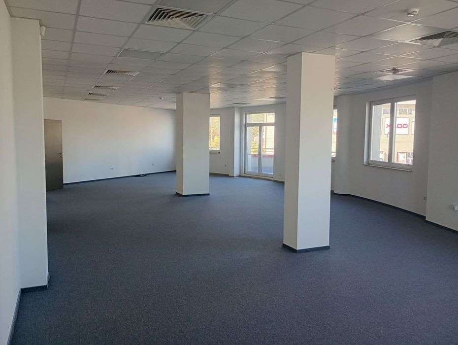 Дава се под наем Офис в София, Дружба 1 - 324 кв.м за 2333.76 € - Снимка #2