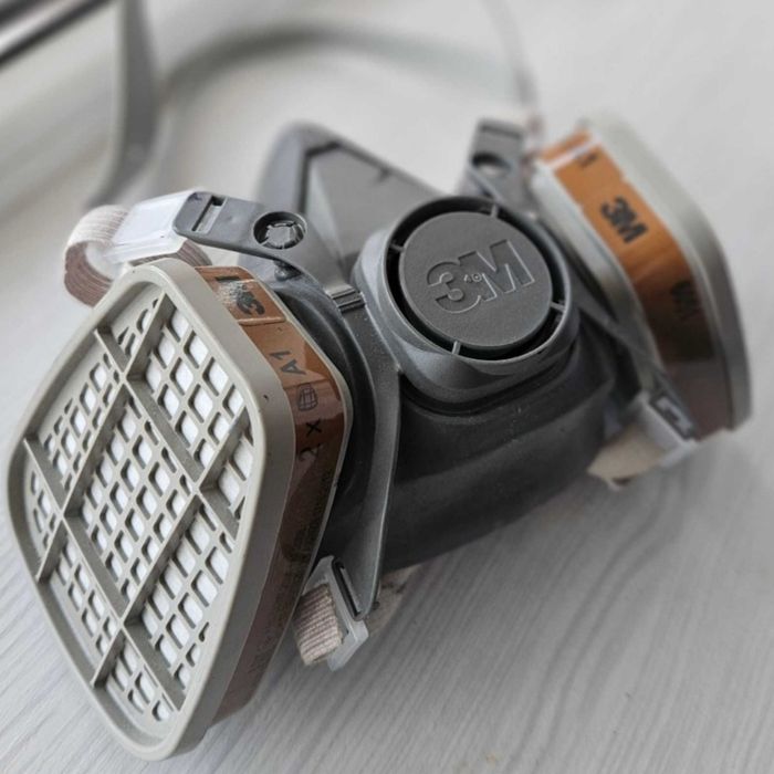 Masca de protecție 3M cu accesorii