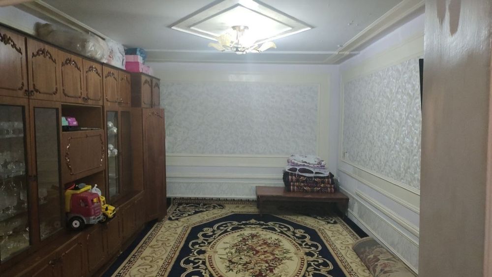 Farxod Pasyolkasida 3 xonali kvartira mebel jixozlari bilan