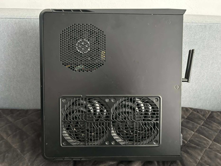 PC Gaming ITX / HTPC Silverstone RVZ01 - Ryzen 2700 - Placa video RTX 3060 12 GB - 750GB SSD - SFX 450W