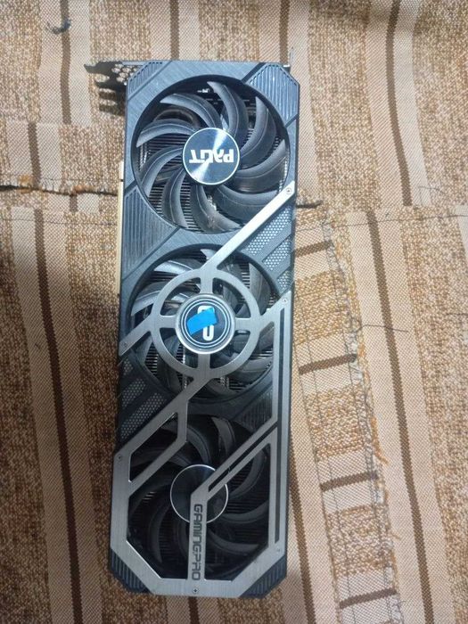 Видеокарты Palit RTX 3070 Gaming Pro.