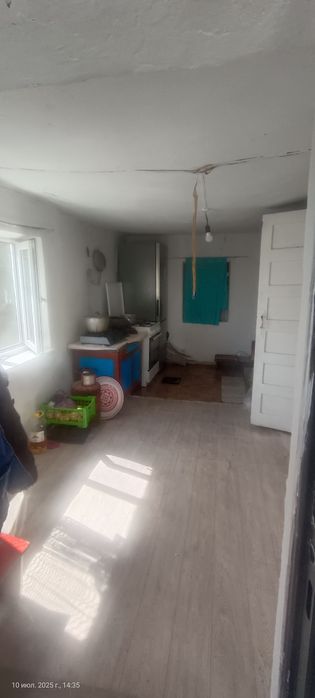 Тез арада үй  сатылады . Бағасы келісімді.