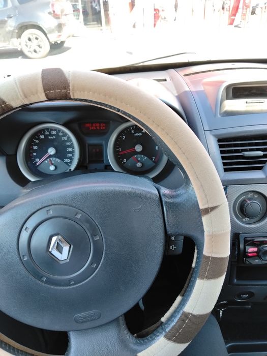 Vând Renault Megane 2