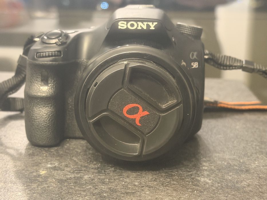 Sony SLT-A58 + Sony 50mm f/1.4 + Minolta 70-210mm + 18-55mm