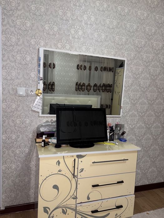 Продается спальный гарнитур