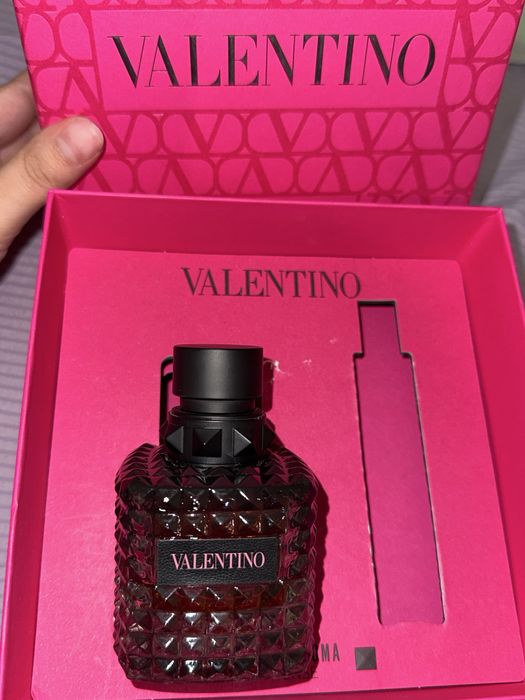 Парфюм 50мл Valentino born in roma intense