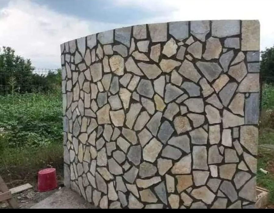 Vând piatra și montez