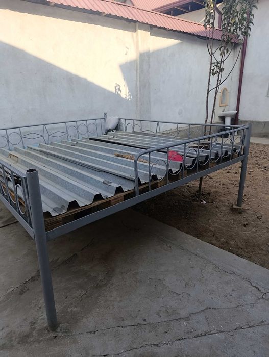 Xolvingiz uchun temir stul