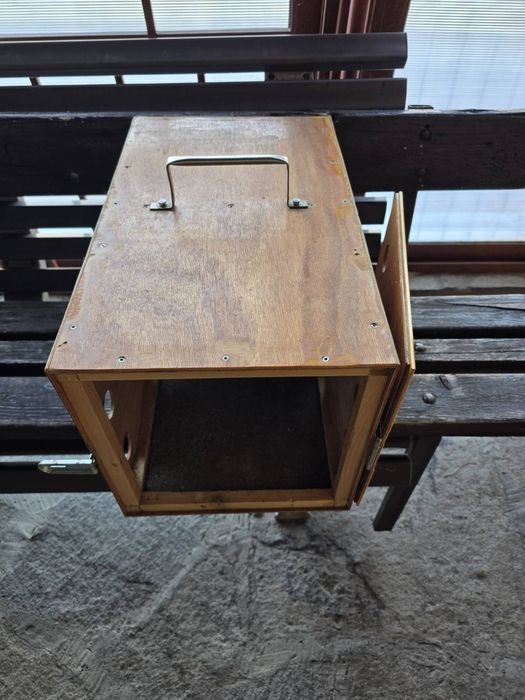 Дървена преносима клетка за домашен любимец