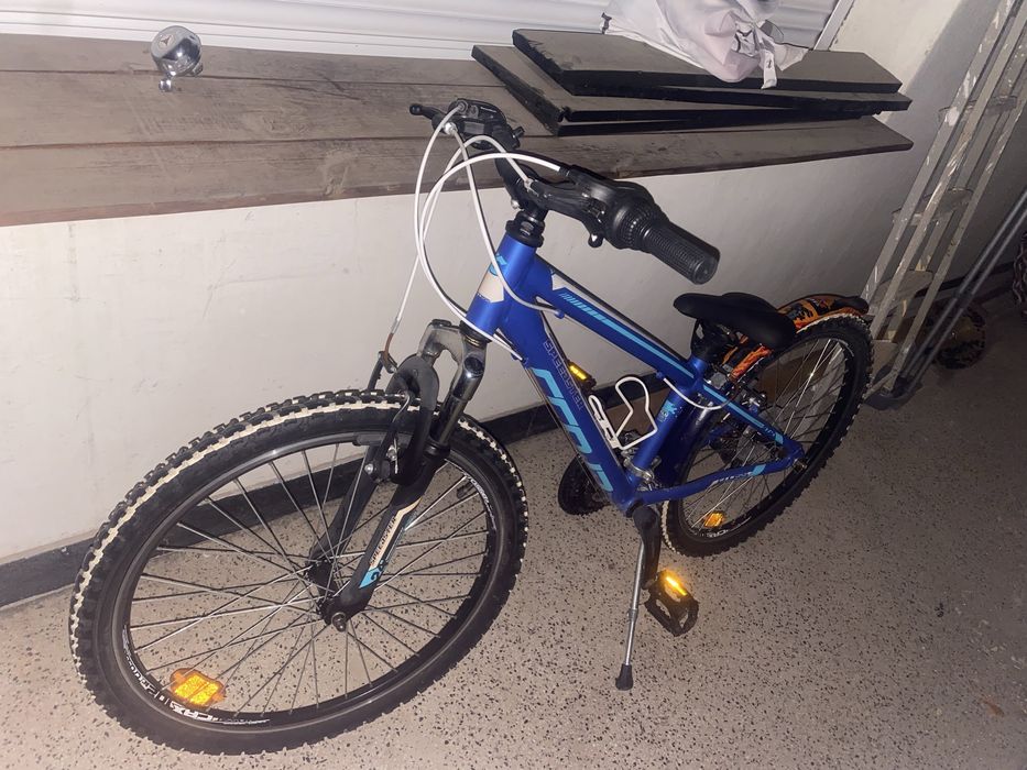 Детски велосипед Cross 24" автентично състояние малко карано