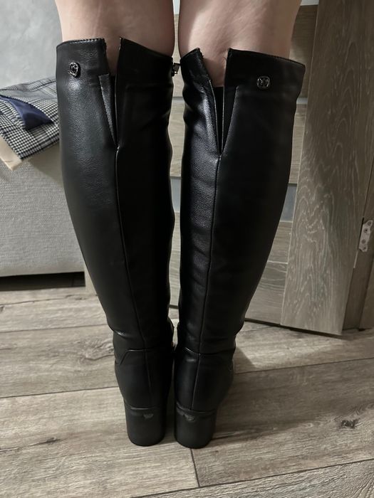 Продам сапоги и ботинки