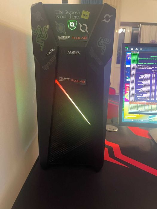 Vand PC Gaming RGB negociabil