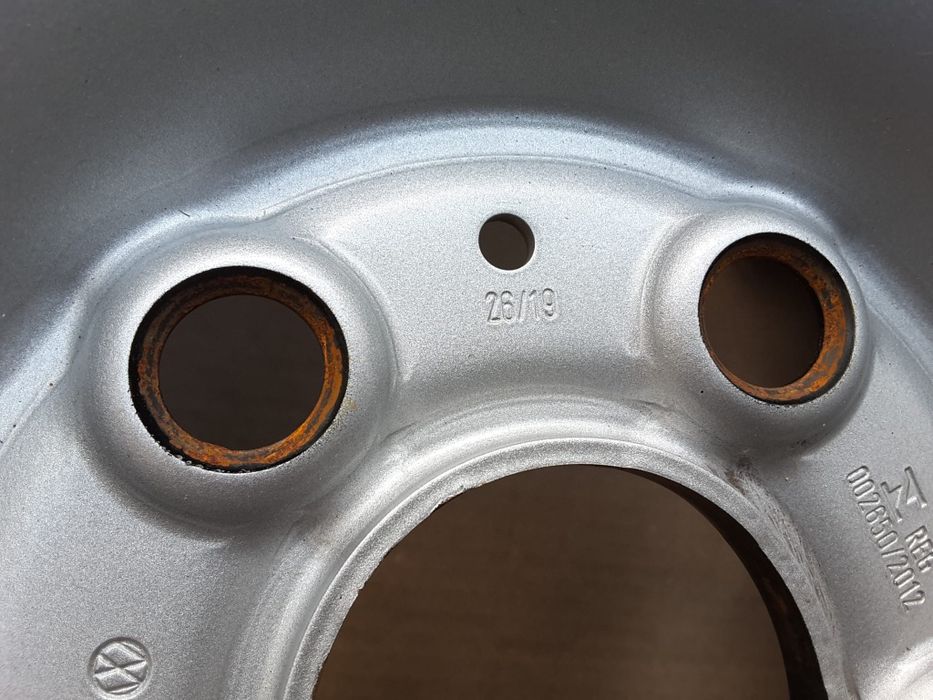 jante tabla 16; 5x120; originale Vw T5, T6, Caravelle, Multivan 2020