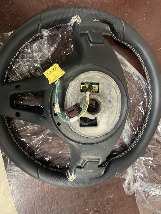 Волан с пера Mercedes-benz