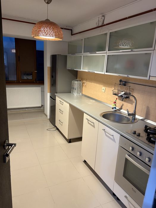 Apartament 4 camere