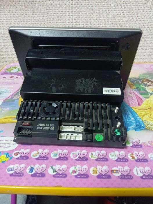 Продам автомагнитолу