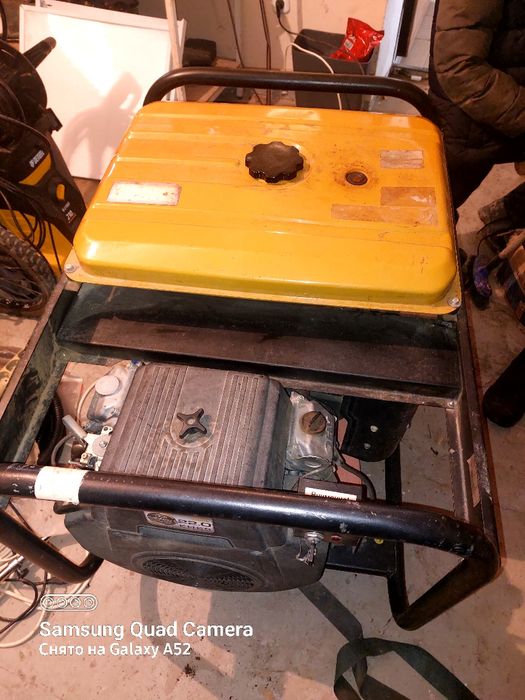 Продам электрогенератор Субару