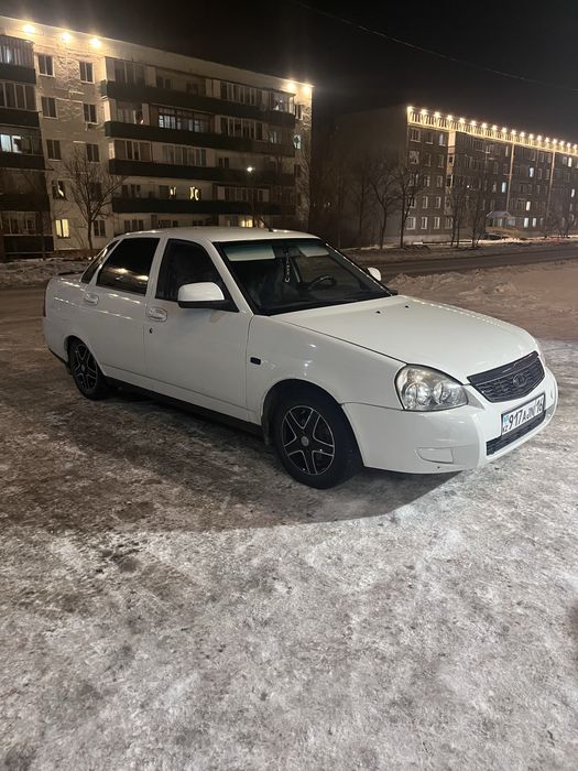 Продам Приору 2013 год
