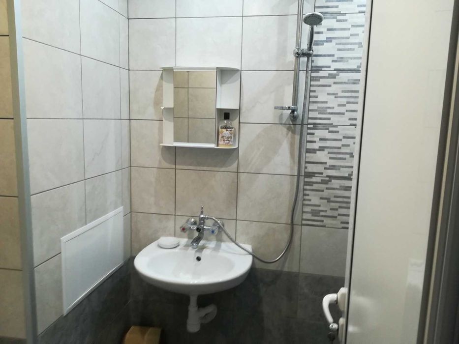 Дава се под наем Тристаен апартамент в Стара Загора, Кольо Ганчев - 60 кв.м за 255 € - Снимка #3