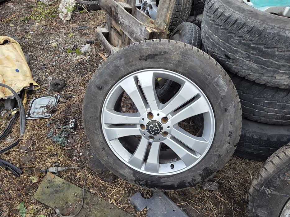 Джанти с гуми за Mercedes GL 2008 година почти нови гуми